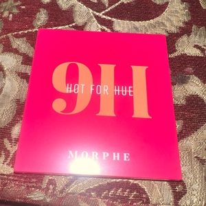 Morphe Hot for Hue Artistry Palette